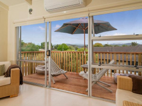 Barefoot Boulevard - Pauanui Holiday Home, Pauanui